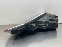 Load image into Gallery viewer, HEADLIGHT LAMP ASSEMBLY Boxster Boxster S 97 98 99 00 01 02 Right - NW649877