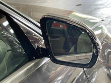 Load image into Gallery viewer, SIDE VIEW DOOR MIRROR E300 E350 E400 E550 17 18 19 20 Right - NW652282