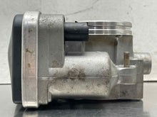 Load image into Gallery viewer, THROTTLE BODY BMW 320I 325I 525I X3 Z3 Z4 01 02 03 - 06 - NW653156
