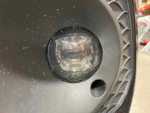 Load image into Gallery viewer, Park Lamp Light 2020 - NW654432