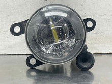 Load image into Gallery viewer, Park Lamp Light 2020 - NW654432