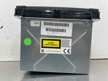 Load image into Gallery viewer, Radio GRAND CHEROKEE 2012 - NW654477