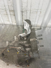 Load image into Gallery viewer, TRANSFER CASE RX350 RX350L Highlander Sienna Venza 2010-2019 - NW655009