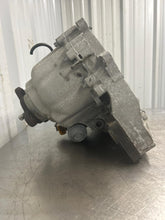 Load image into Gallery viewer, TRANSFER CASE BMW 530xi 528xi 328xi 332xi 2006 06 2007 07 2008 08 09 2010 10 - NW655658