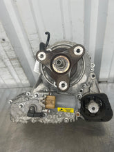 Load image into Gallery viewer, TRANSFER CASE BMW 530xi 528xi 328xi 332xi 2006 06 2007 07 2008 08 09 2010 10 - NW655658