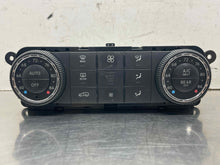 Load image into Gallery viewer, FRONT TEMPERATURE CONTROLS Gl350 Gl450 Gl550 ML320 10-13 - NW655126