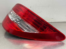 Load image into Gallery viewer, TAIL LIGHT LAMP ASSEMBLY R350 2011 11 2012 12 2013 13 Right - NW655480