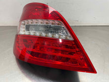 Load image into Gallery viewer, TAIL LIGHT LAMP ASSEMBLY R350 2011 11 2012 12 2013 13 Left - NW655481