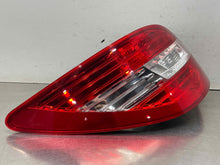Load image into Gallery viewer, TAIL LIGHT LAMP ASSEMBLY R350 2011 11 2012 12 2013 13 Left - NW655481