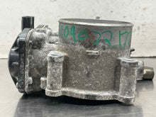 Load image into Gallery viewer, Throttle Body Subaru Impreza 2017 - NW656401
