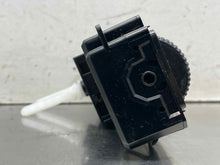 Load image into Gallery viewer, AC HEATER TEMP CONTROL SLK320 SLK230 2001 01 02 03 04 - NW656927