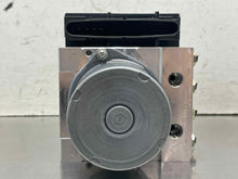 Load image into Gallery viewer, ABS Pump PORSCHE BOXSTER 2007 - NW656986