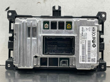 Load image into Gallery viewer, Radio GRAND CHEROKEE 2019 - NW657309