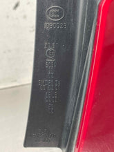 Load image into Gallery viewer, OUTER TAIL LIGHT LAMP Volvo S60 2016 16 2017 17 2018 18 Right - NW657718