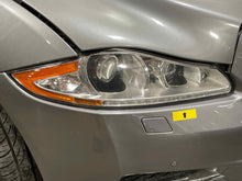 Load image into Gallery viewer, HEADLIGHT LAMP ASSEMBLY Vanden Pl XJ XJL XJR 2010-2015 Right - NW657785