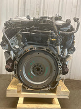 Load image into Gallery viewer, Engine Motor Jaguar XJ 2011 - NW657874