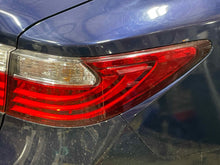 Load image into Gallery viewer, OUTER TAIL LIGHT LAMP ES300H ES350 2013 13 2014 14 2015 15 Right - NW658130