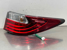 Load image into Gallery viewer, OUTER TAIL LIGHT LAMP ES300H ES350 2013 13 2014 14 2015 15 Right - NW658130
