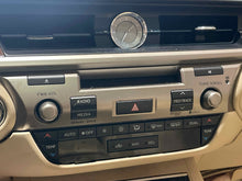 Load image into Gallery viewer, RADIO Lexus ES300H ES350 2013 13 - NW658103