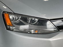 Load image into Gallery viewer, HEADLIGHT LAMP ASSEMBLY Volkswagen Jetta 11 12 13 14 15 16 Right - NW660106