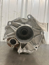 Load image into Gallery viewer, Transfer Case CT6 2017 - NW661236