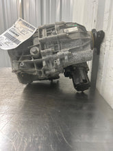 Load image into Gallery viewer, Transfer Case CT6 2017 - NW661236