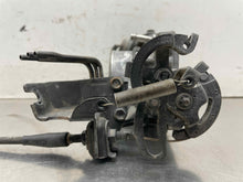Load image into Gallery viewer, THROTTLE BODY TOYOTA CAMRY ES300 1992 92 1993 93 AUTO - NW661752