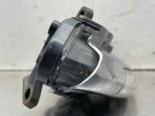 Load image into Gallery viewer, FOG LAMP LIGHT C250 C300 C350 C63 CL550 CL600 CL63 CL65 11-15 Right - NW662434