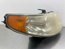 Load image into Gallery viewer, HEADLIGHT LAMP ASSEMBLY Saab 9-2x 2005 05 2006 06 Right - NW662110