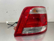 Load image into Gallery viewer, TAIL LIGHT LAMP ASSEMBLY Saab 9-2x 2005 05 2006 06 Right - NW662373