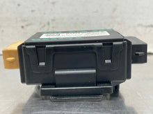 Load image into Gallery viewer, Computer FIAT 500 2017 - NW662057