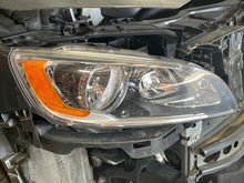 Load image into Gallery viewer, HEADLIGHT LAMP ASSEMBLY Volvo S60 V60 14 15 16 17 18 Right - NW662543