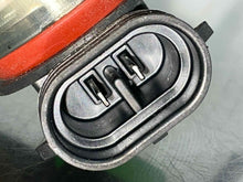 Load image into Gallery viewer, FOG LAMP LIGHT B200 C230 C250 C300 C350 C63 06-13 Bumper Mounted Right - NW663022