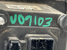Load image into Gallery viewer, Side View Door Mirror SILVERADO 2500 PICKUP 2020 - NW663198