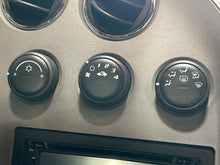 Load image into Gallery viewer, TEMPERATURE CONTROLS Pontiac Solstice 06 07 08 09 10 - NW664136