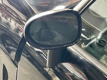 Load image into Gallery viewer, Side View Door Mirror Pontiac Solstice 2006 - NW664106