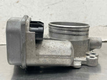 Load image into Gallery viewer, THROTTLE BODY Solstice HHR Cobalt 2006 06 2007 07 2.4L - NW664171