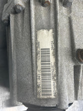 Load image into Gallery viewer, TRANSFER CASE Porsche Cayenne 2004 04 2005 05 2006 06 - NW664065