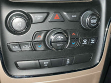 Load image into Gallery viewer, Temperature Controls GRAND CHEROKEE 2014 - NW664736