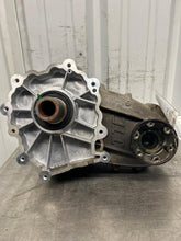 Load image into Gallery viewer, Transfer Case GRAND CHEROKEE 2014 - NW664651