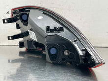 Load image into Gallery viewer, Tail Lamp Light PORSCHE CAYENNE 2017 - NW664788