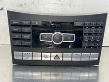 Load image into Gallery viewer, RADIO Mercedes-Benz CLS550 CLS63 2012 12 - NW664908
