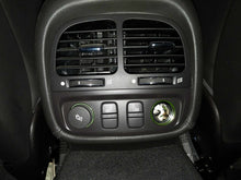 Load image into Gallery viewer, REAR TEMPERATURE CONTROLS Vanden Pl XJ XJ8 XJ8L XJL XJR 04-09 - NW666265
