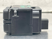 Load image into Gallery viewer, REAR TEMPERATURE CONTROLS Vanden Pl XJ XJ8 XJ8L XJL XJR 04-09 - NW666265