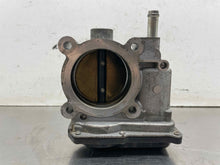 Load image into Gallery viewer, THROTTLE BODY Jaguar X Type 2005 05 2006 06 2007 07 08 - NW666109