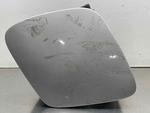 Load image into Gallery viewer, Headlight Lamp Assembly Chevrolet Corvette 2004 - NW665530