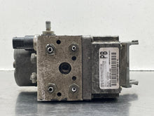 Load image into Gallery viewer, ABS Pump Chevrolet Corvette 2004 - NW665655