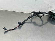Load image into Gallery viewer, Side View Door Mirror Chevrolet Corvette 2004 - NW665452
