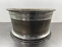 Load image into Gallery viewer, Wheel Rim Chevrolet Corvette 2004 - NW666382