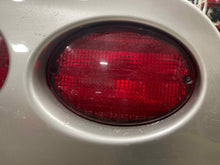 Load image into Gallery viewer, TAIL LIGHT LAMP ASSEMBLY Corvette 97 98 99 00 01 02 03 04 Right - NW665877